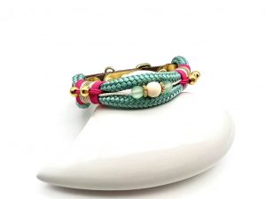 Hundhalsband Sea Grün trifft Magenta und Gold